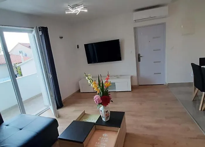 PENTHAUS APARTMAN n&m