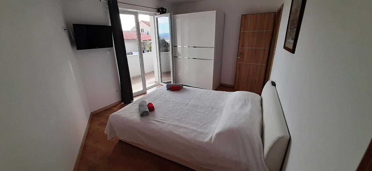 Penthaus N&m Apartment Baska Voda